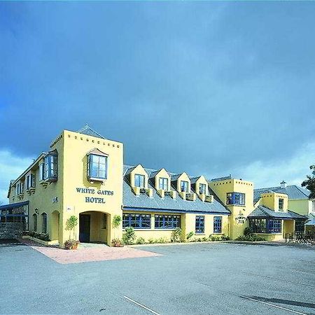 Whitegates Pub & Accommodation 킬라니 외부 사진